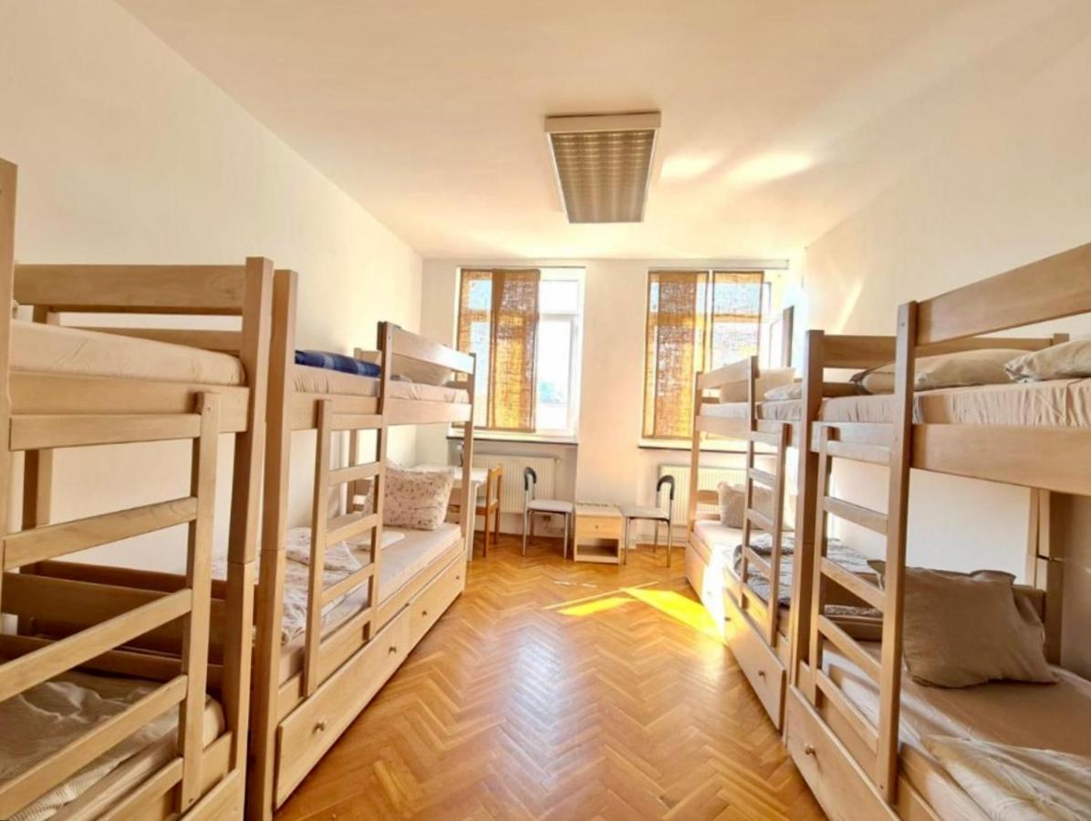 Bishnu Hostel Ζάγκρεμπ Εξωτερικό φωτογραφία