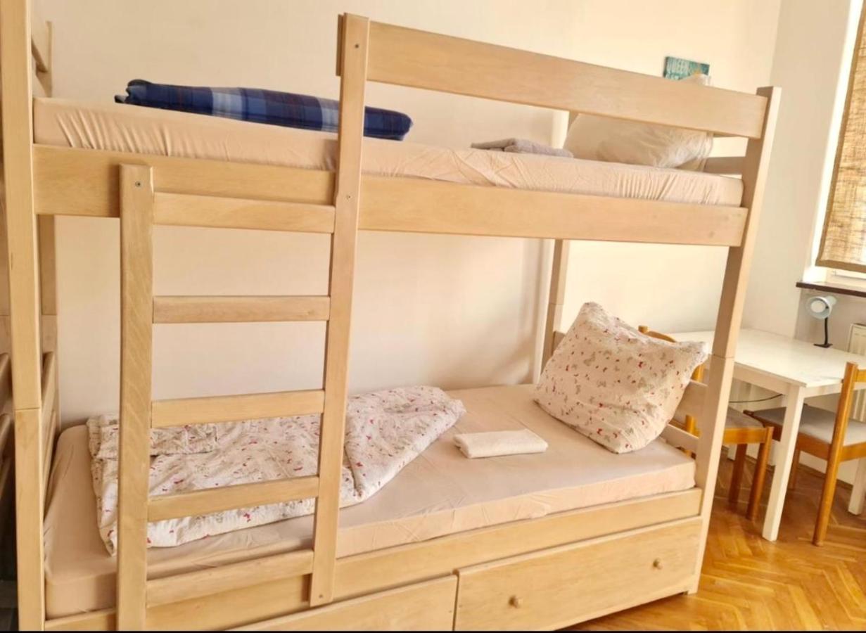 Bishnu Hostel Ζάγκρεμπ Εξωτερικό φωτογραφία